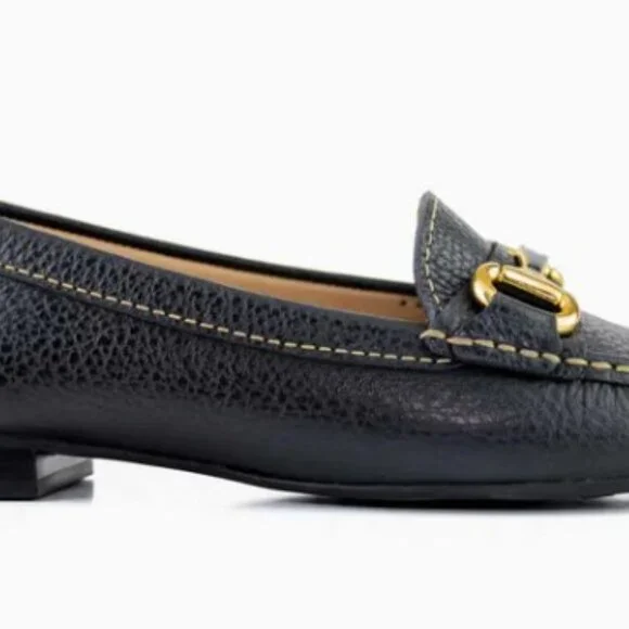 Black and Gold Shoes with Sleek Design - Picture 2 of 8